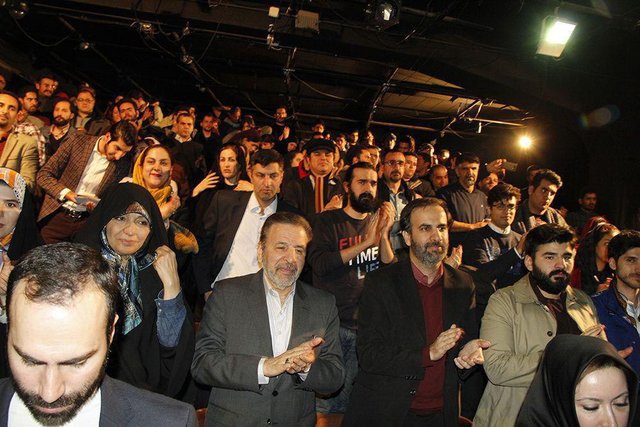 نگاهی به حضور سیاسیون در صحنه تئاتر