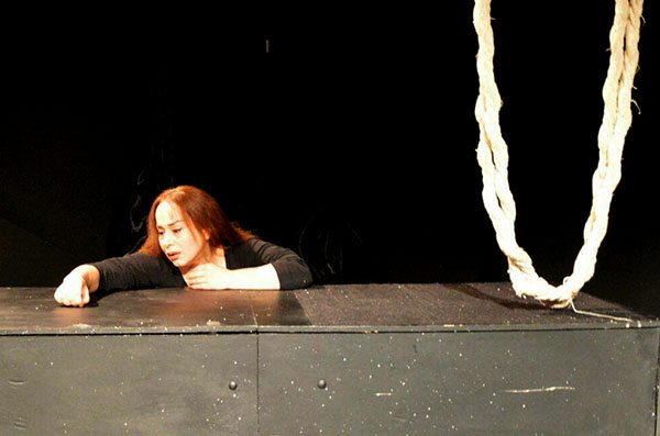 از غُر زدن به تئاترهای خارجی تا پرسش‌های یک مدیر