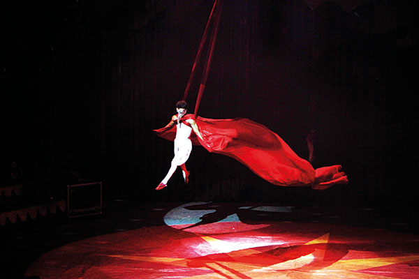 مثلث بحران در مديريت بودجه تئاتر مثلث بحران در مديريت بودجه تئاتر