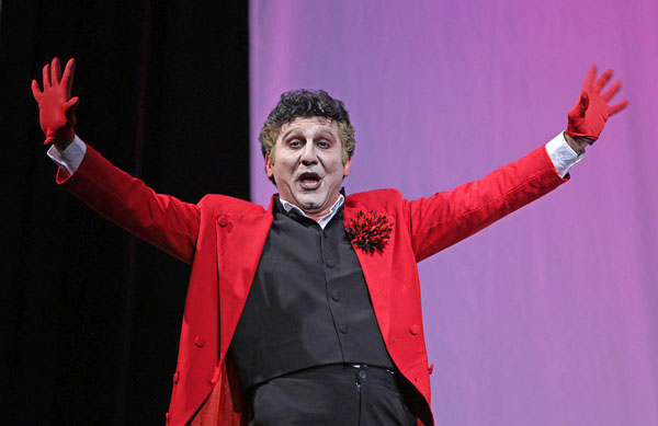 شیطان لباس سرآشپز به تن میکند شیطان لباس سرآشپز به تن میکند