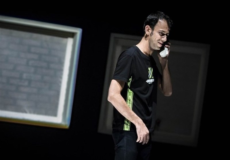 آپ‌ آرت‌ مان در خانه هنرمندان اجرا می‌شود