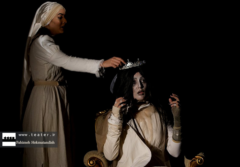 نمایش «تو مشغول مردنت بودی» تمدید شد