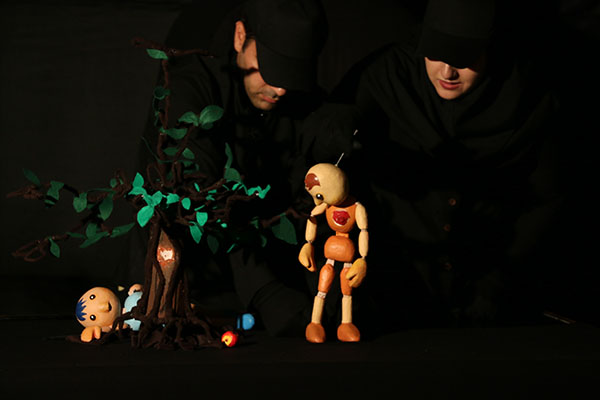 روایت عروسک‌ها از آخرین سیب درخت زندگی