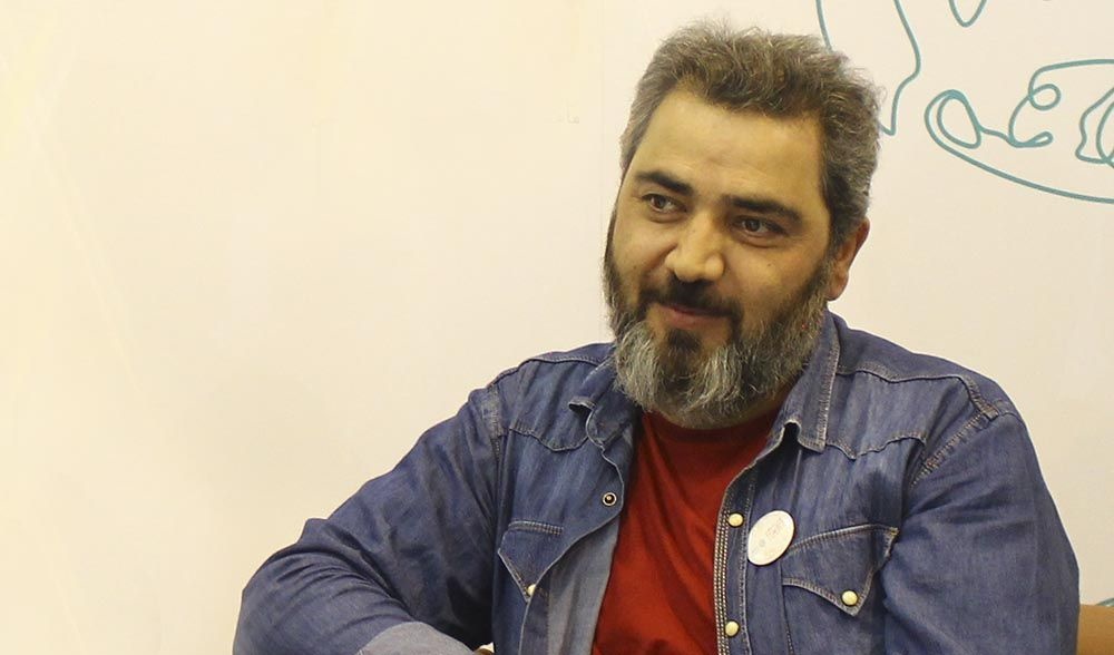 نمایش‌های برگزیده جشنواره‌های استانی به صورت زنده بازبینی می‌شوند