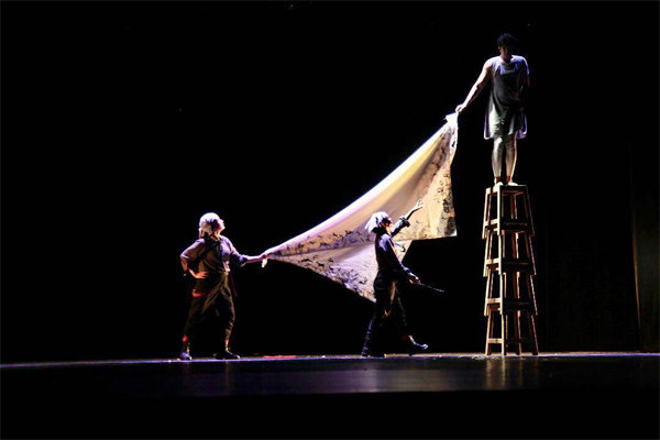 ابراهیم پشت‌کوهی نمایش «کمدی الهی» رادر باکو به صحنه برد