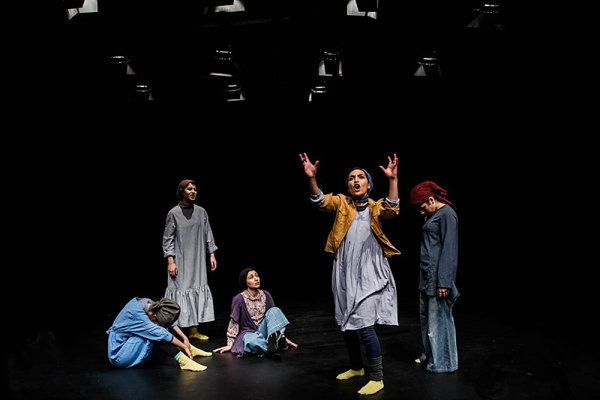 «پرتی» در ۲ نوبت به صحنه می‌رود