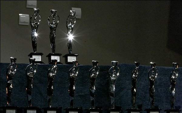 چالش ها و فرصت‌های تئاتر دانشگاهی ایران بررسی می‌شود