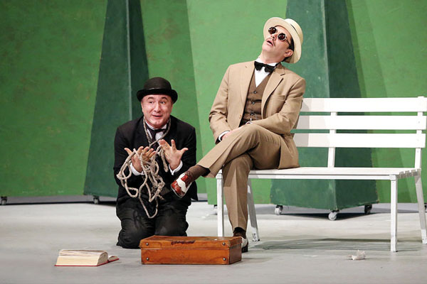 گفت‌وگو با رضا بهبودي به بهانه حضور در نمايش «يك روز تابستاني» / هنرمند صداي حذف‌شدگان است