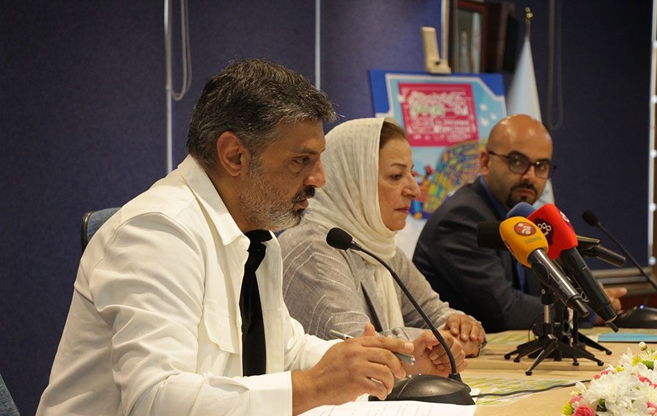 پیمان شریعتی: عروسک فقط حال کودکان را خوب نمی کند!