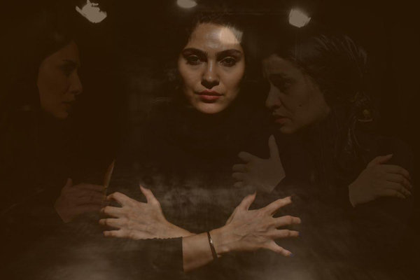 «طرح های تنهایی» بر دیوار چهارم نشست