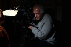 پورصمدی:فاصله‌ی میان نسل قدیم و جدید اجتناب‌ ناپذیر است