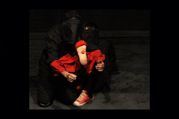 یک نمایش عروسکی با صدای شهرام ناظری/ موسیقی آرمسترانگ و شعر سهراب سپهری