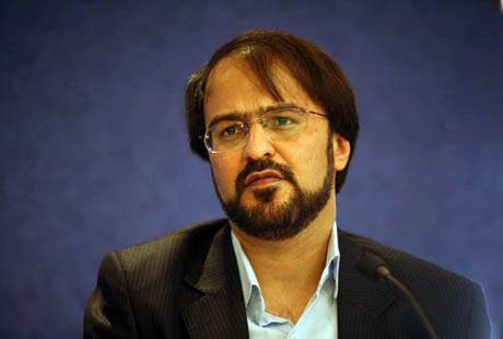 رحمت امینی اثری از وودی آلن را در تالار مولوی کارگردانی می کند رحمت امینی اثری از وودی آلن را در تالار مولوی کارگردانی می کند