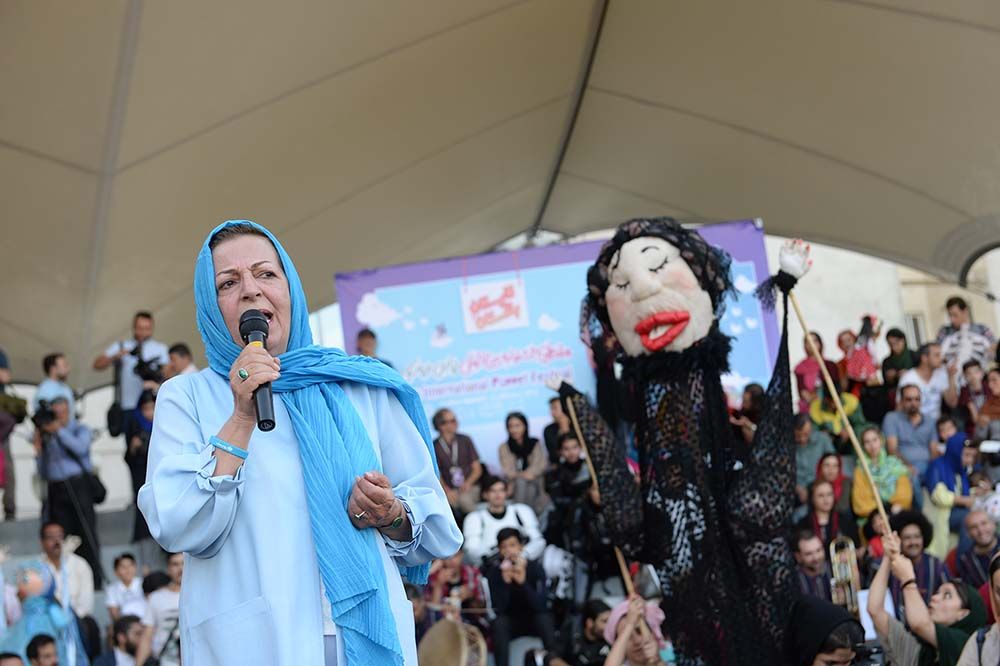 عذرخواهی مرضیه برومند برای مشکلات شادپیمایی/ «به زیبایی عروسک‌ها ببخشایید!»