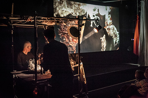 فرانسه با دو نمایش در جشنواره عروسکی حاضر است/ پرسشی نابودگر از پادشاه فرانسه و نگاهی دوباره به تمدن بشری