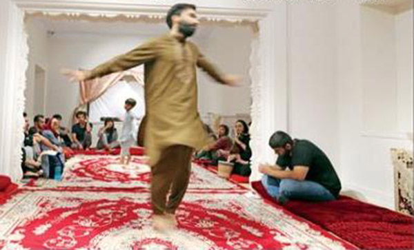 گفت‌وگو با نازيلا احمدی كارگردان نمايش «گودی پران»/ سفير يك رويا از ايران تا افغانستان