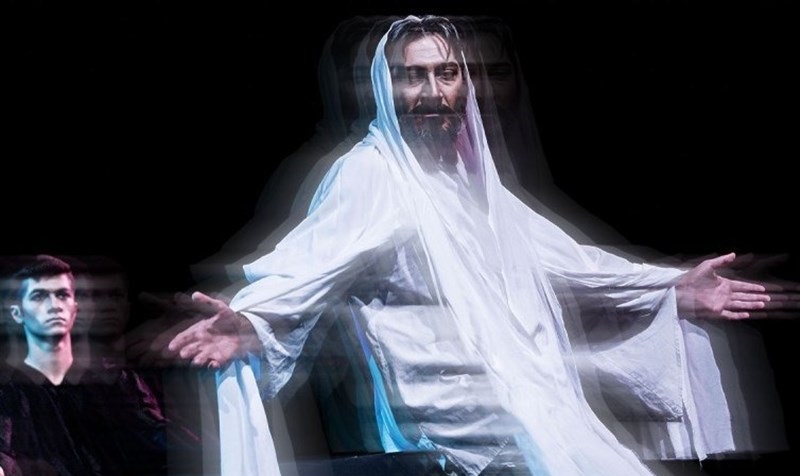 به دلیل فروش اندک اجرای نمایش «آدم‌کش» متوقف شد