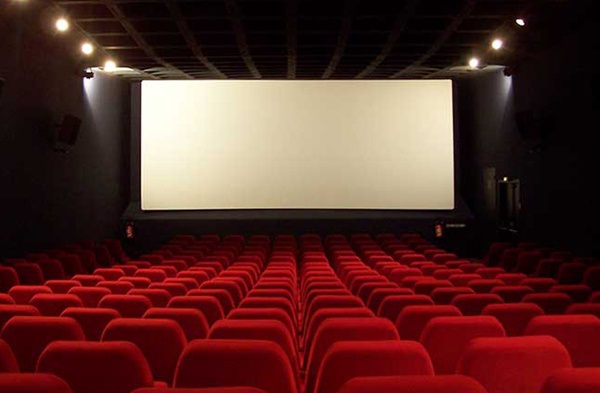 بازگشایی سینماها از فردا