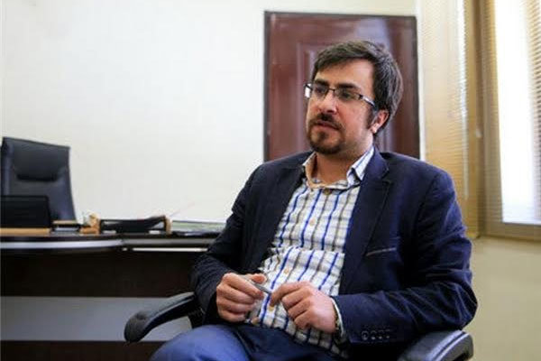 حديث غربت و تنهایی تئاتر دانشجويی حديث غربت و تنهایی تئاتر دانشجويی