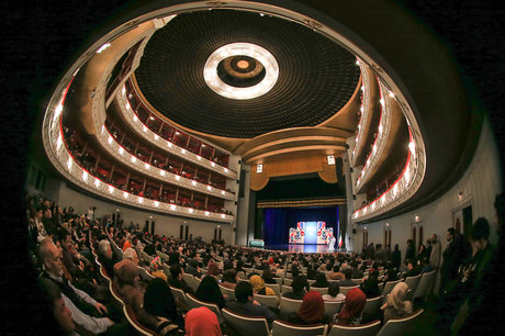 تالار وحدت ۵۱ ساله شد