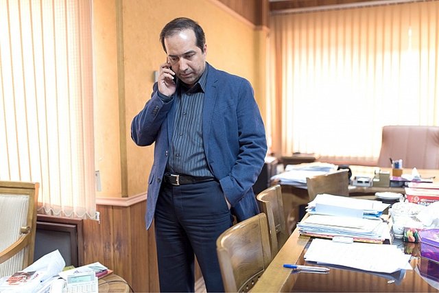 مدیری که عکس یادگاری ندارد اما ...