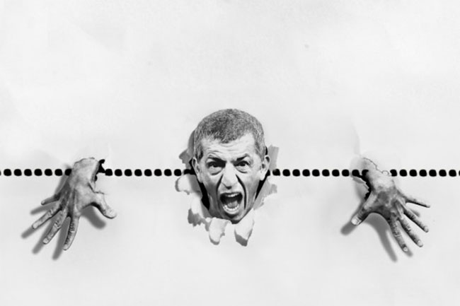 تولد «تئاتر آزاد» در سالن‌های فاخر «دولتی»