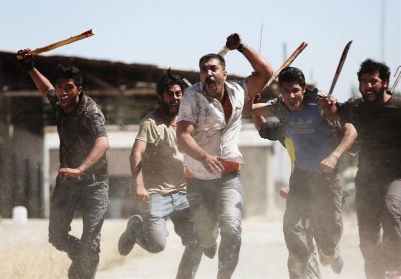 مناسبات قدرت در فیلم «مغزهای کوچک زنگ‌ زده»/ قانون حاشیه