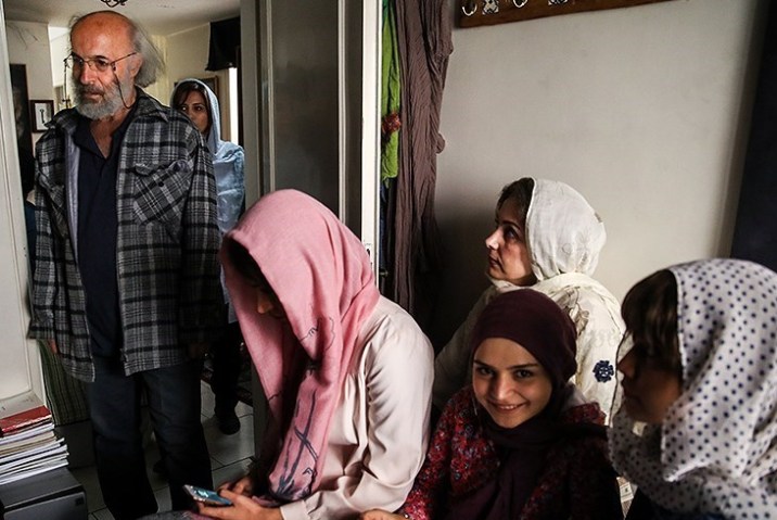 «کاناپه» مستحق توقیف است؟