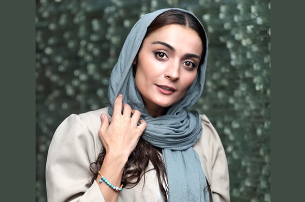 السا فیروزآذر کارگردان تئاتر شد