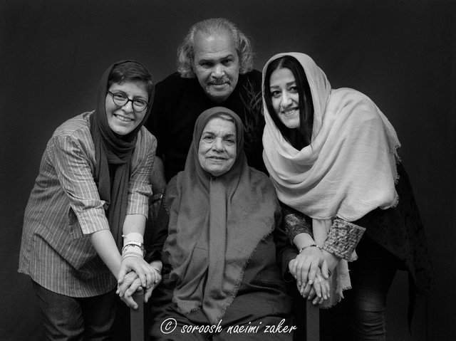 اجرای «داری داری داری داری یا نداری» در تماشاخانه باران