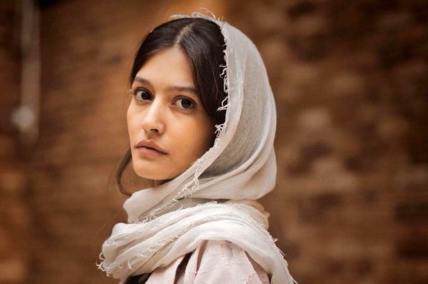 پردیس احمدیه در «مجبوریم» درمیشیان