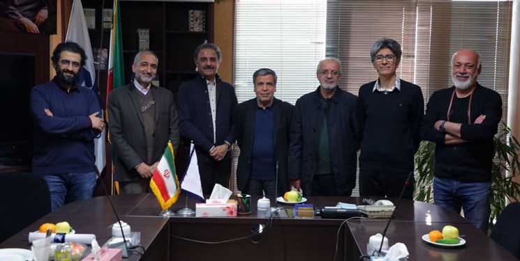 ۳۰ آذر، پایان بازبینی فیلم‌های اول جشنواره فجر