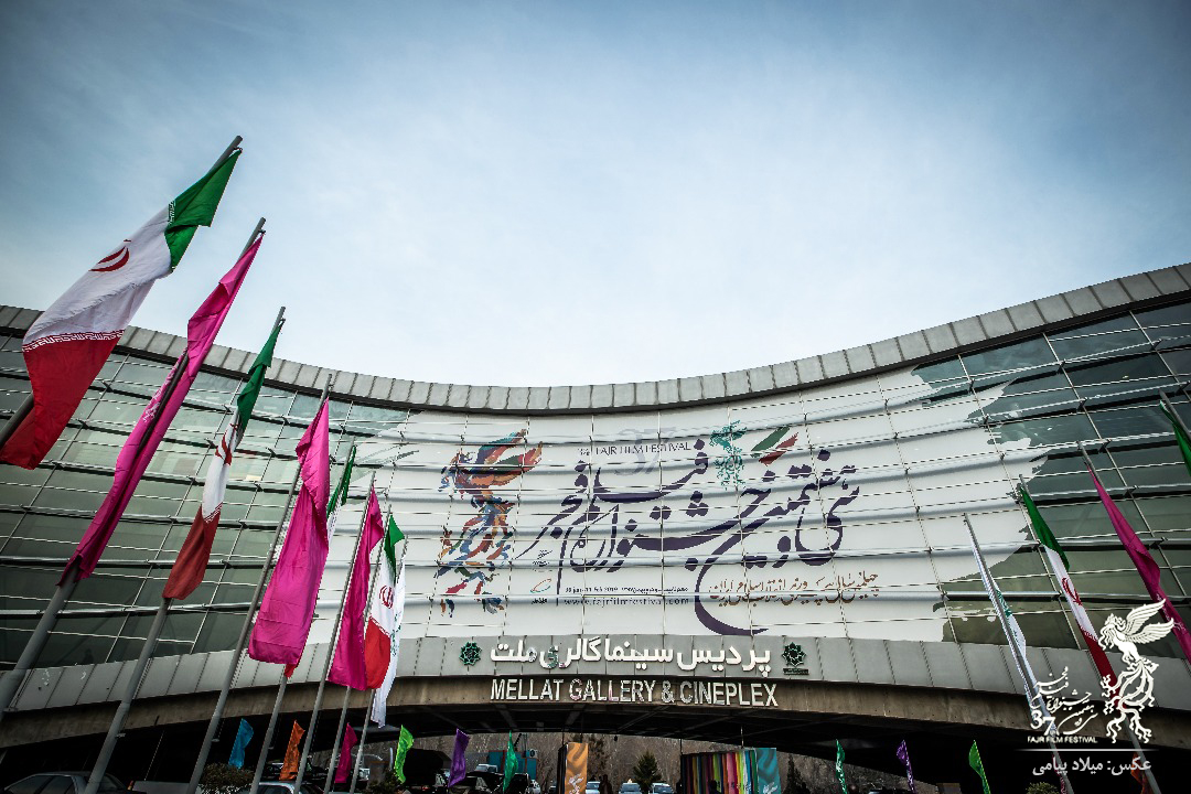 آیا صاحبان فیلم‌های حاضر در جشنوار فجر امکان انصراف دارند؟