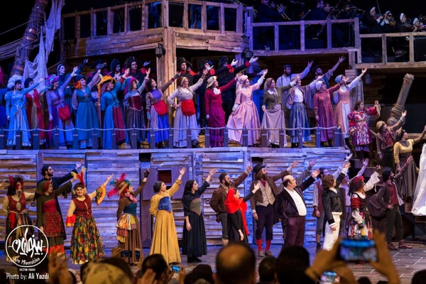 ۱۲۵ هزار نفر به تماشای «بینوایان» رفتند