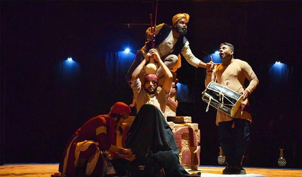 مروری بر جشنواره‌های تئاتر فجر استانی/ تور بزرگ تئاتر از شمال غرب تا جنوب شرق