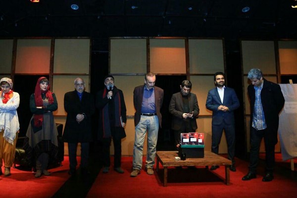 زنگ افتتاحیه نمایش «شوبیل» نواخته شد/ رونمایی از کتاب «نام همه مصلوبان عیسی است»