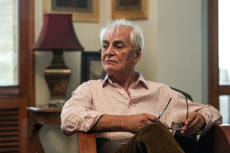 من هم مثل لوركا نگران جامعه خودم هستم