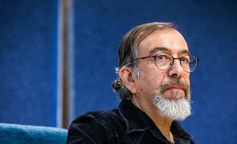 به نام خصوصی سازی، به كام دولتی بازی به نام خصوصی سازی، به كام دولتی بازی