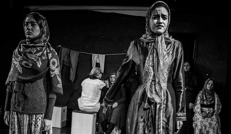 «کارداجین» در «دوشنبه‌های نقد تئاتر»