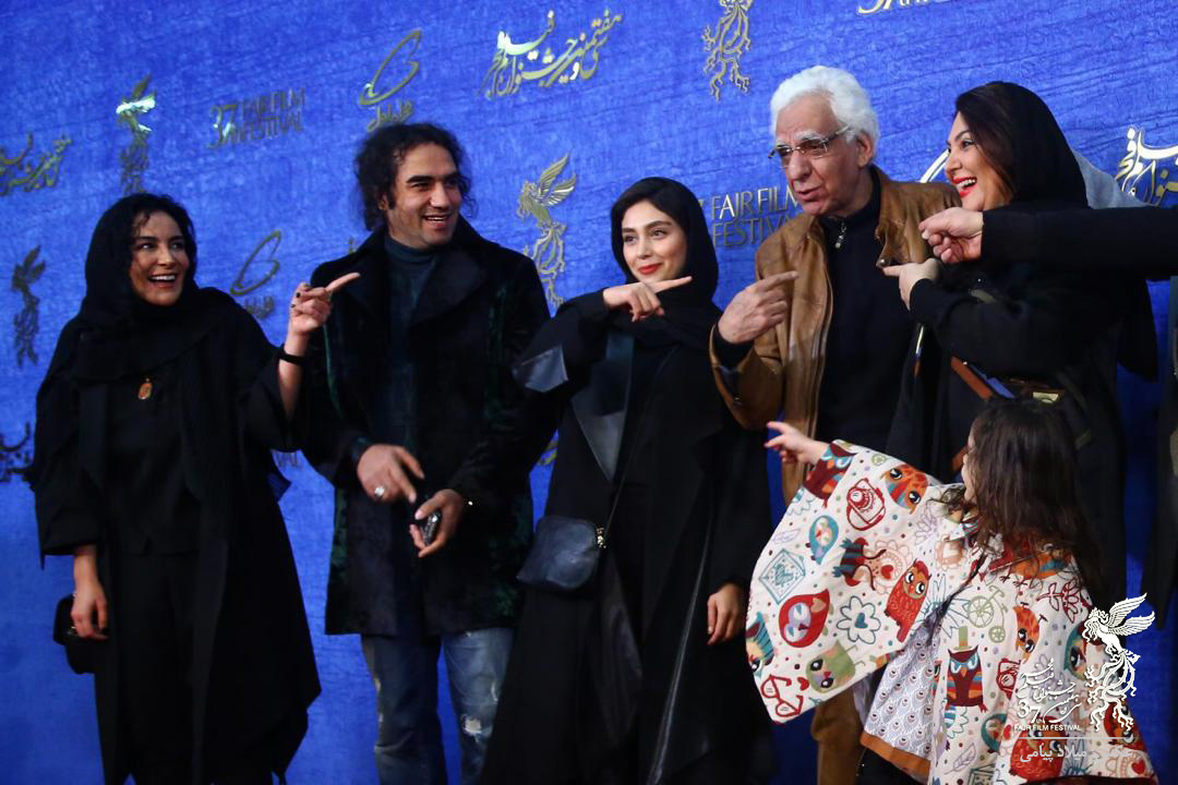 نگاهی به فیلم «تیغ و ترمه»/ محتوایی که به امید فرم و قاببندیهای زریندست رها میشود نگاهی به فیلم «تیغ و ترمه»/ محتوایی که به امید فرم و قاببندیهای زریندست رها میشود