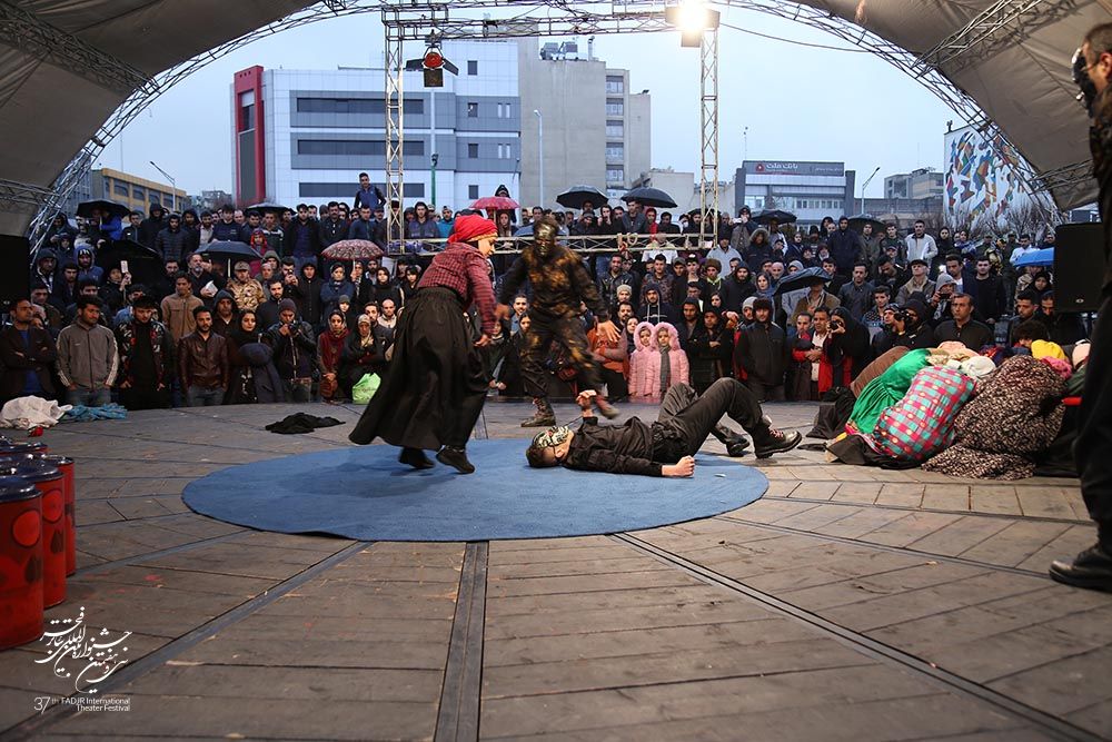 چه نمایش‌هایی در سومین روز از جشنواره تئاتر فجر اجرا می‌شوند