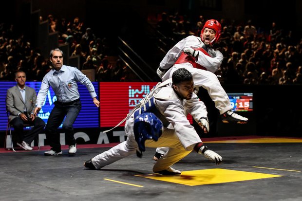 آقازادههای ناکام در «فجر۳۷»/ برائت از «میم. الف» ادامه دارد آقازادههای ناکام در «فجر۳۷»/ برائت از «میم. الف» ادامه دارد