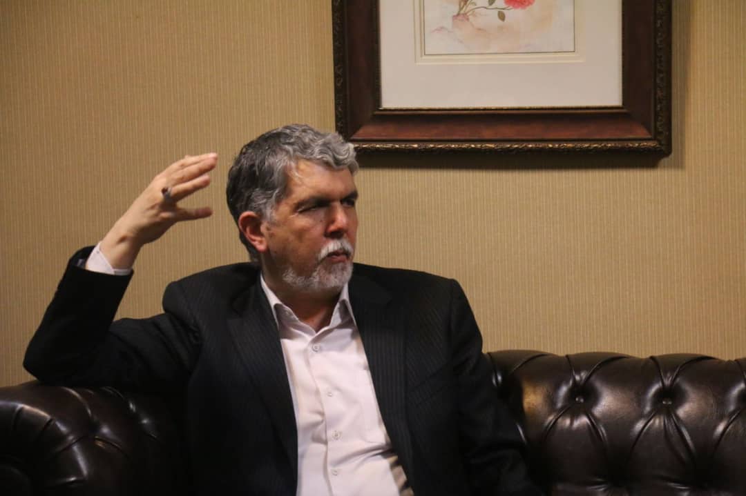 سپاسگزار همه هنرمندانی هستیم که پای تئاتر ایستاده اند/ تئاتر هنری فراگیر است