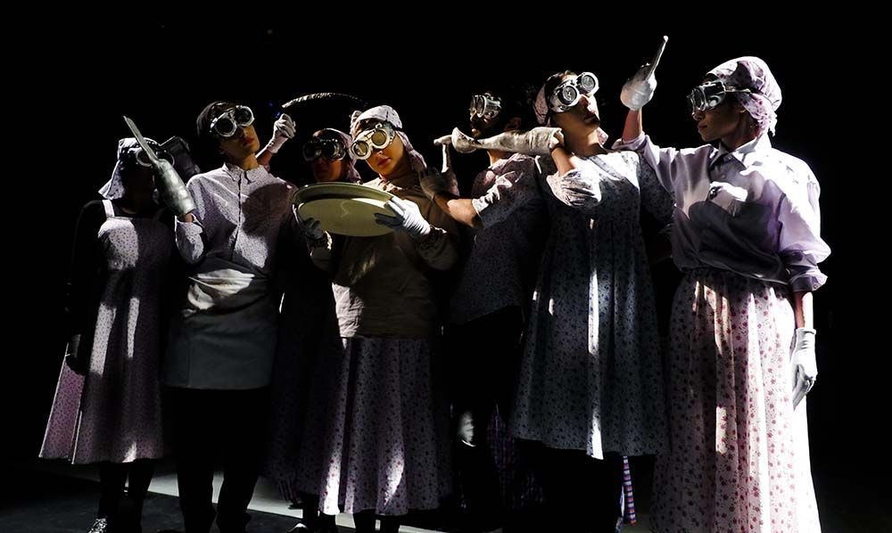 همه چیز در چند ثانیه از لنگ ظهر اتقاق می‌افتد!