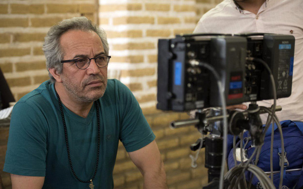 فراستی پذیرفت که در گذشته نقد، غلط انجام می‌شده/حاضرم ۶ فیلم بسازم اما جلوی دوربین تلویزیون و هفت نباشم