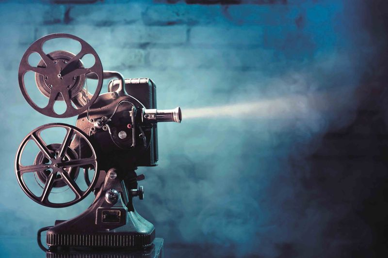 ۱۰ فیلم پرمخاطب سینما در سال ۹۷