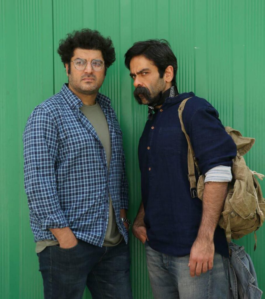 پالتو شتری یا لباس جدید پادشاه عریان