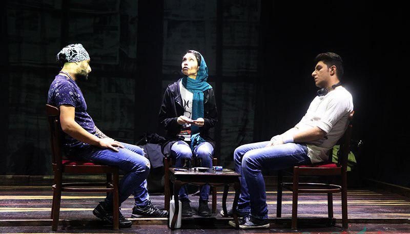 قصه تنهایی و تلخی زندگی آدما در «پرسه های موازی»