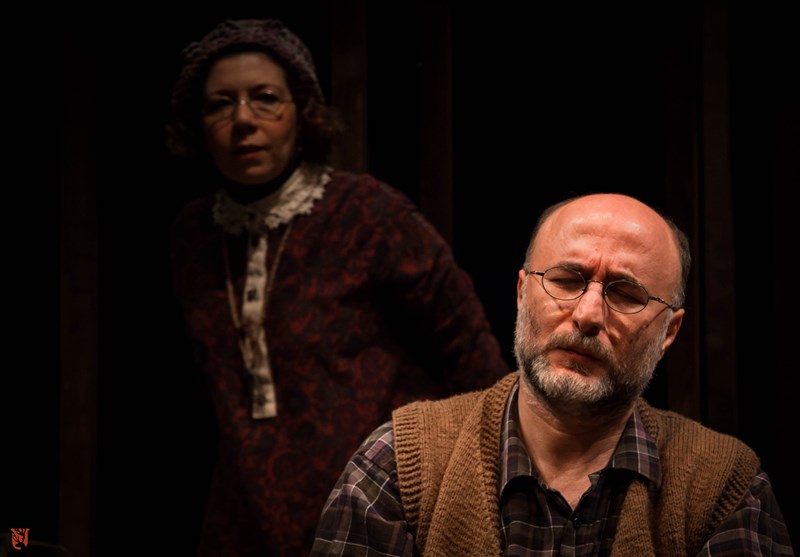 گفتوگو با رضا بهبودی به بهانه بازی در نمايش «خردهنان»/ بازيگران بايد كتاب بخوانند كه نمیخوانند گفتوگو با رضا بهبودی به بهانه بازی در نمايش «خردهنان»/ بازيگران بايد كتاب بخوانند كه نمیخوانند