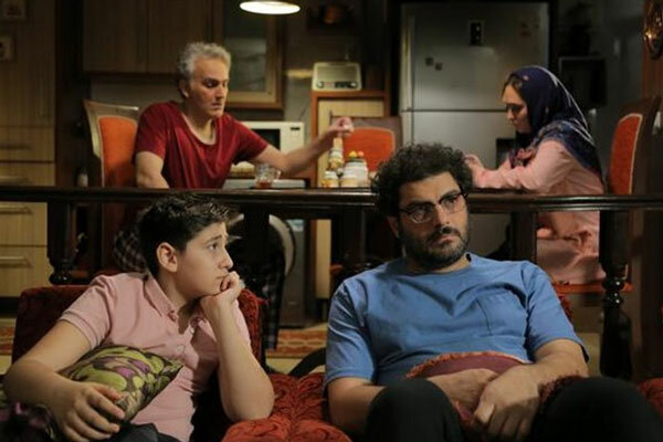 تبلیغ تلویزیونی«تخته‌گاز»در ازای رایت رایگان/سینما فصل مرده ندارد